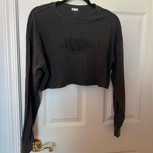 Garage Fearless Graphic Cropped Long Sleeve